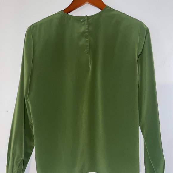 Vintage 1980s - Kasper and Company - Silky Green Blouse - Size 4P - Picture 2 of 4